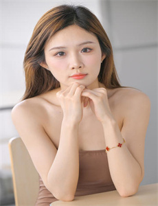 《特殊的婚礼》