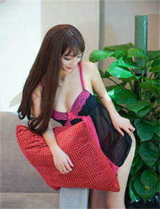 《香蕉伊蕉伊中文在线视频》