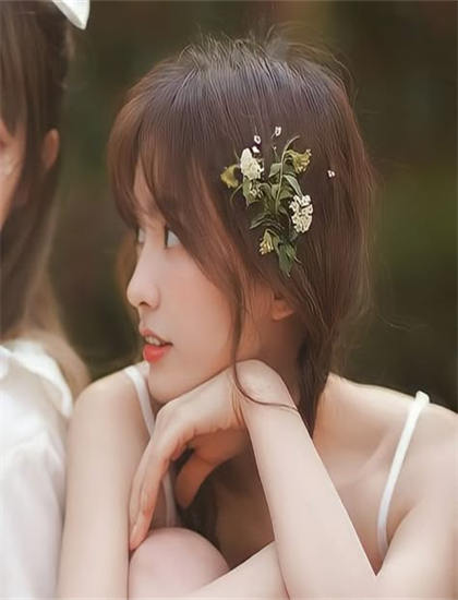 深度探索：《偏爱藏不住》的艺术魅力与文化价值——一次全面的艺术分析