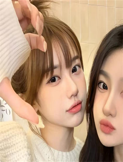 探索《女巫莉丽：龙与不可思议之书》的奥秘：隐藏细节与深层意义